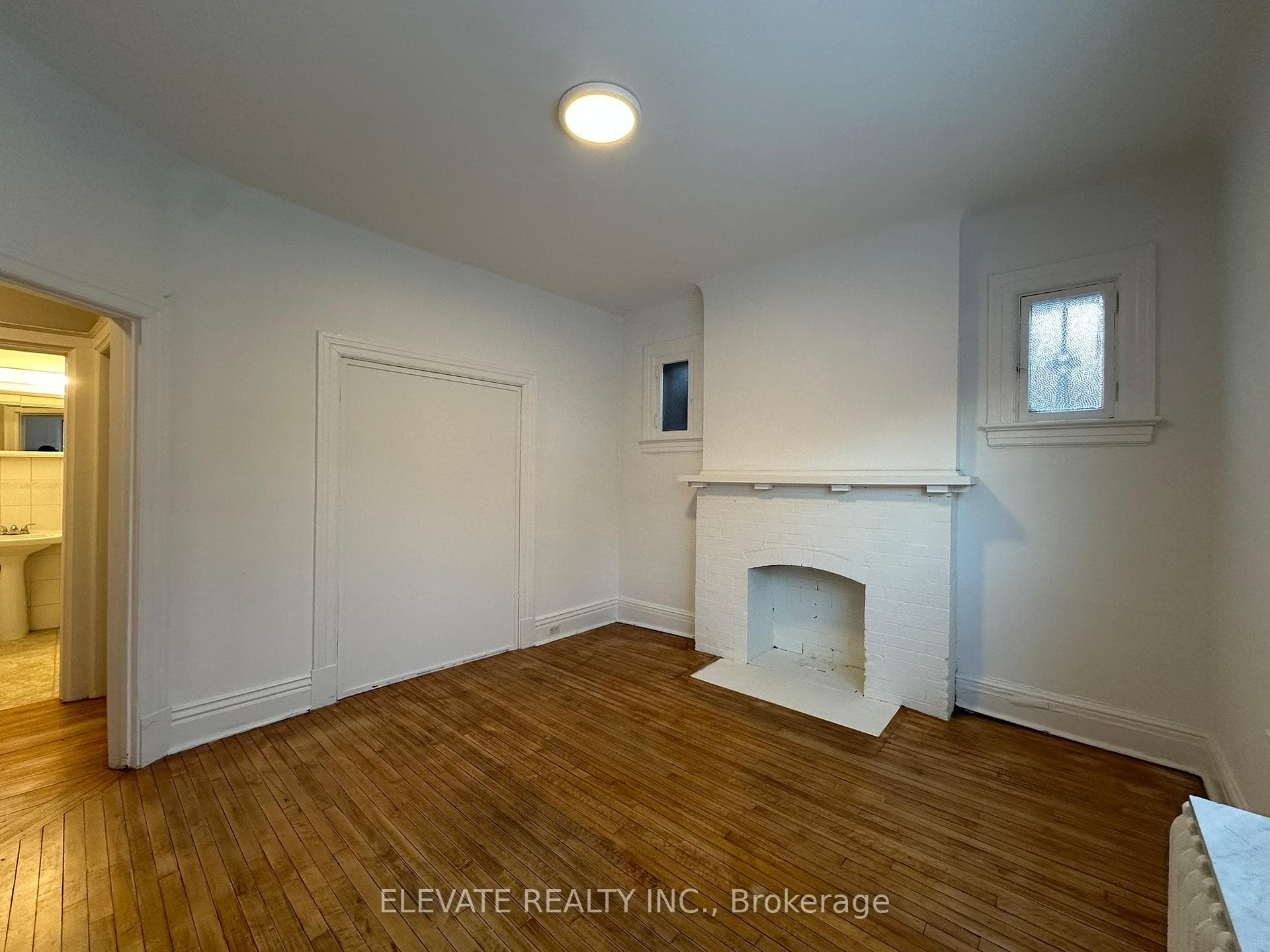 63A Garden Avenue Unit 1 photo 13