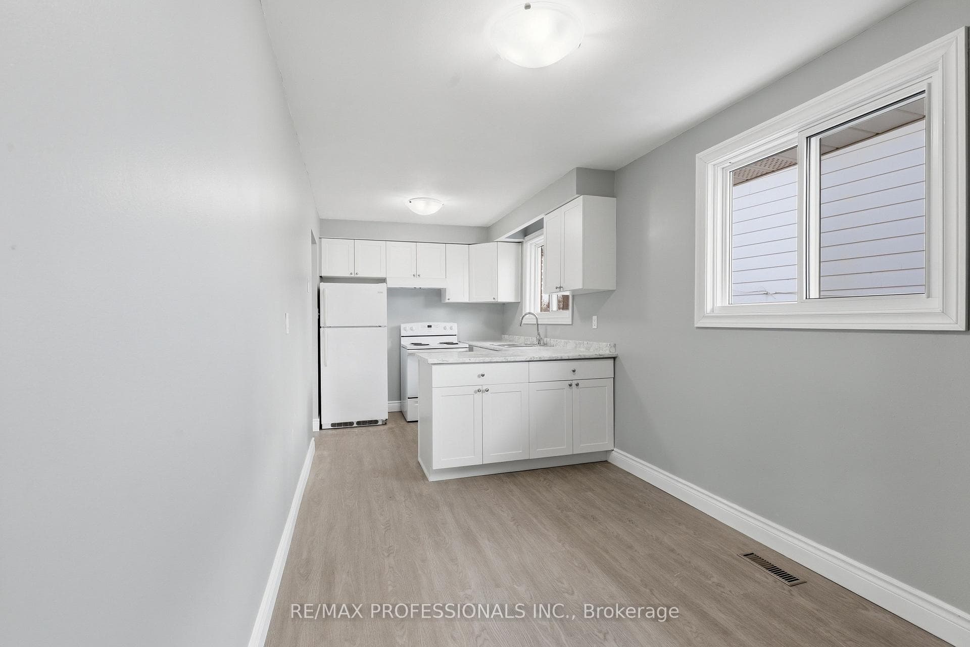 3335 Delfi Road photo 11