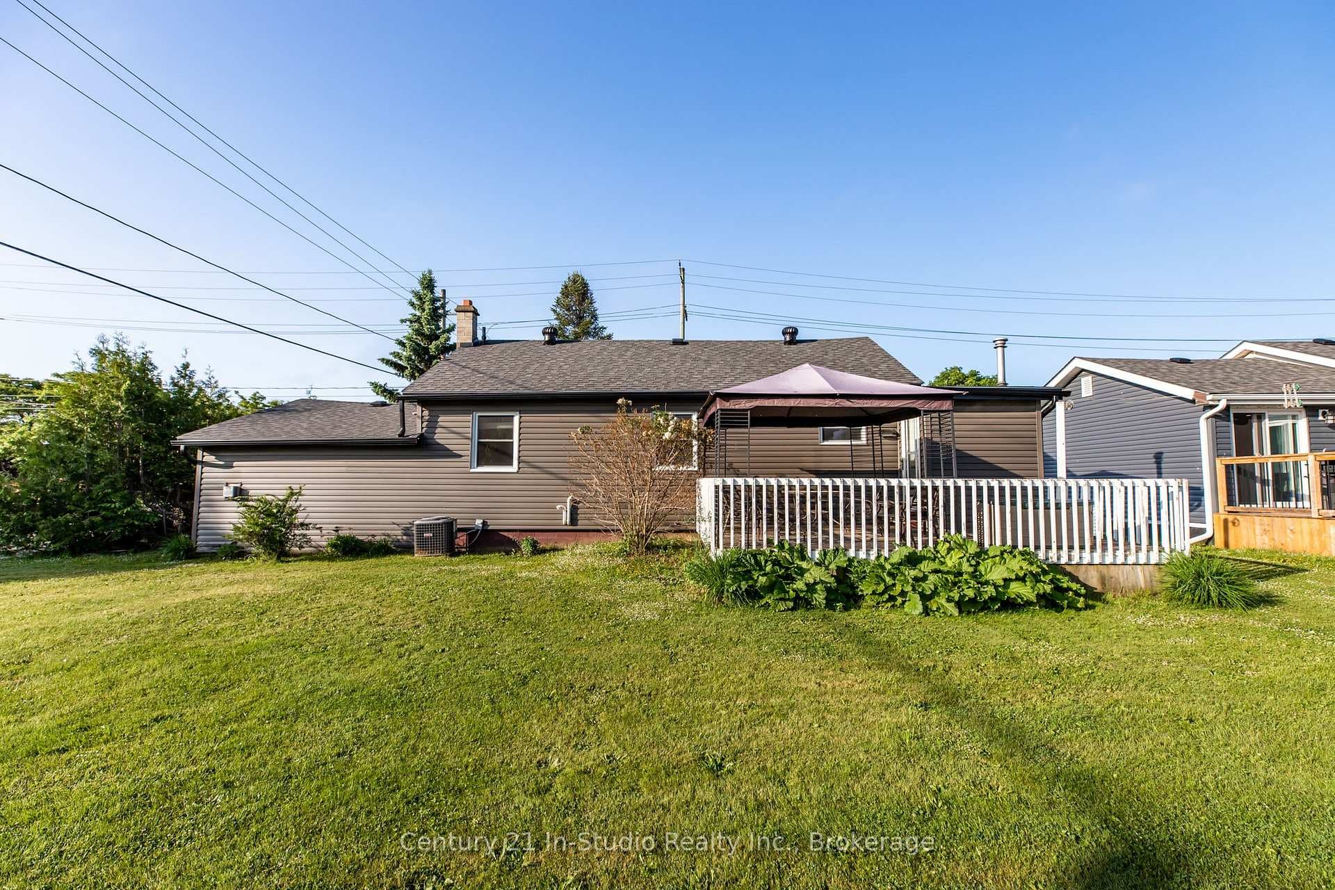 890 20th Street photo 9