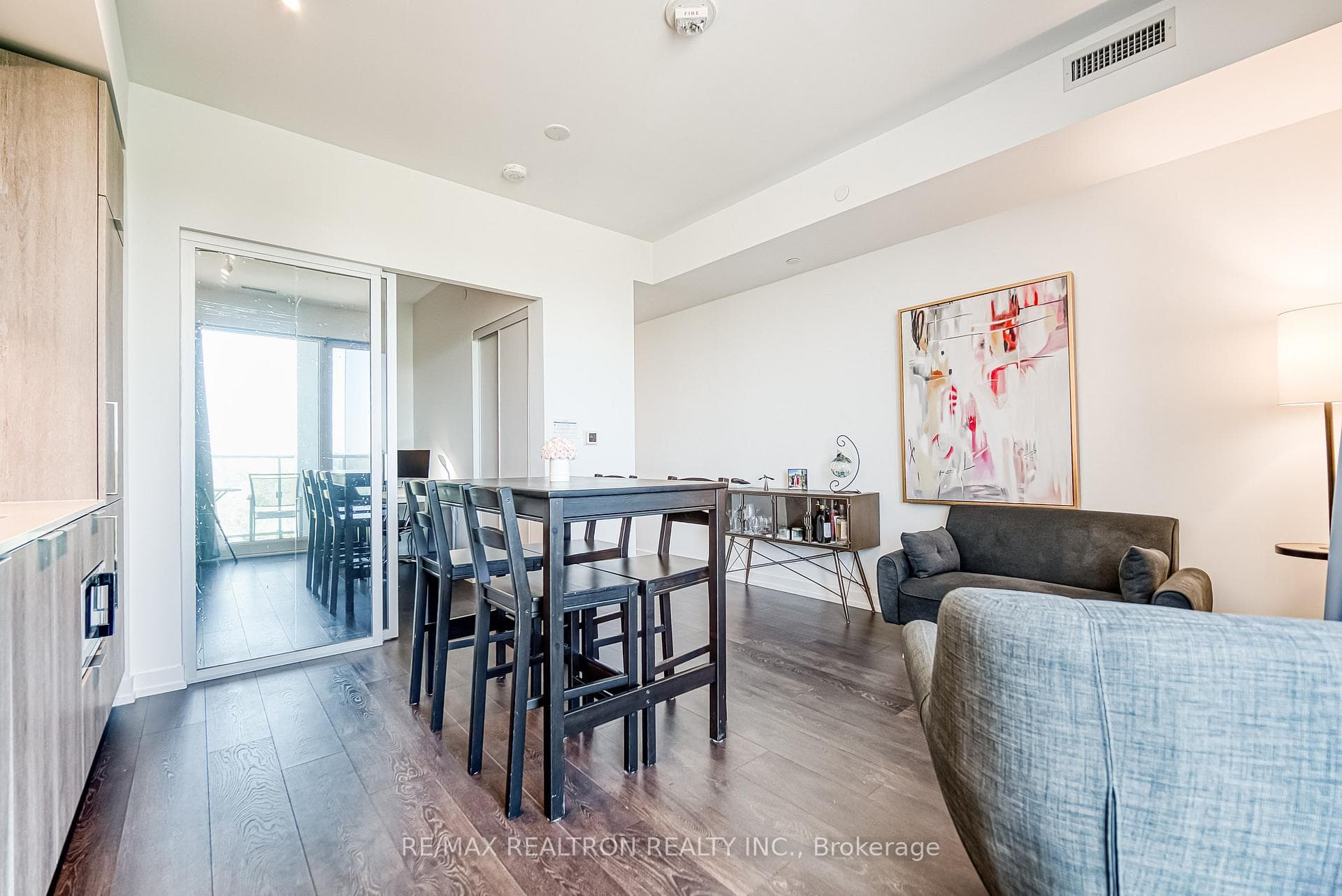 2020 Bathurst Street Unit 1215 photo 16