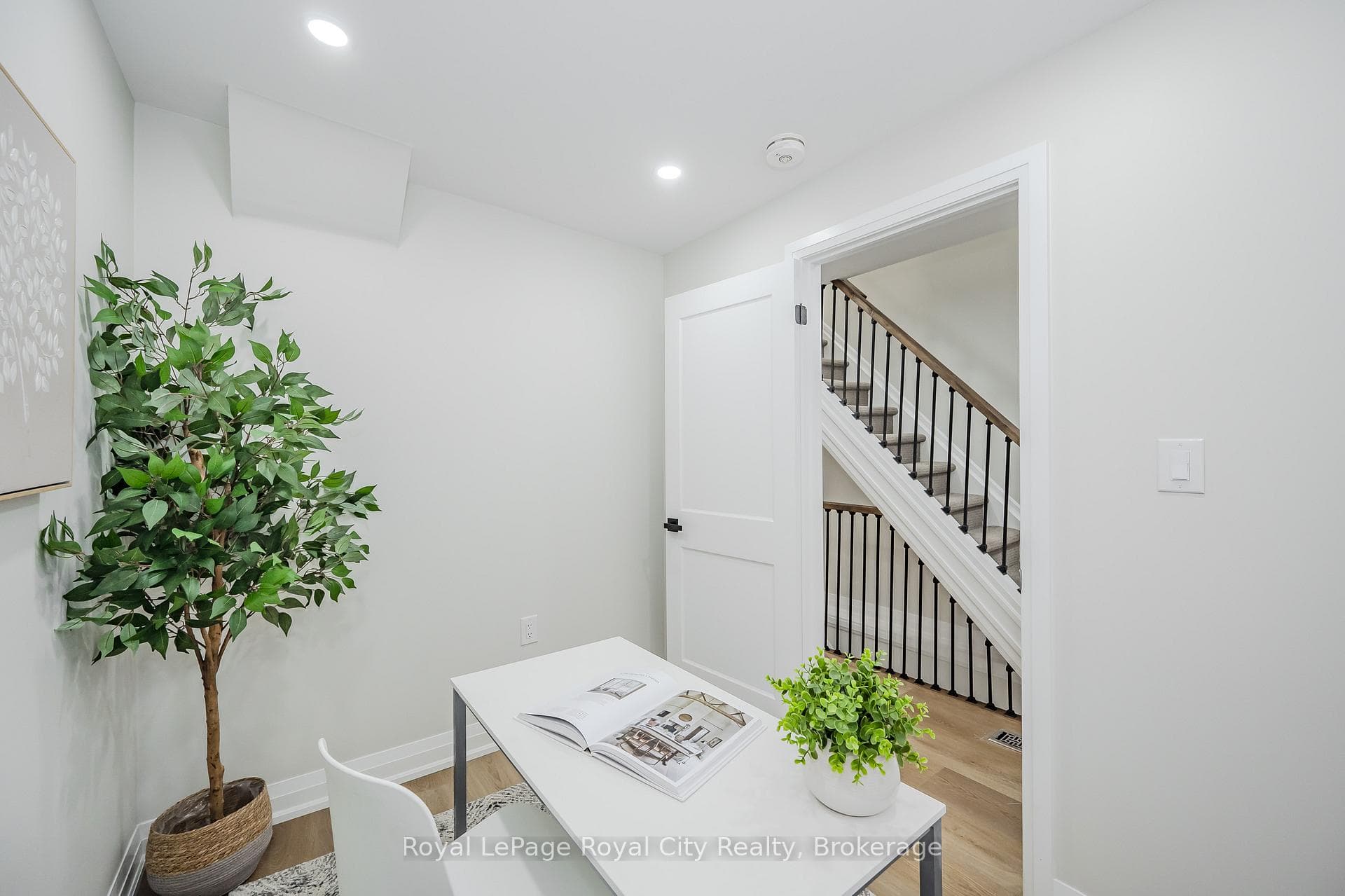 58 Hayes Avenue photo 21