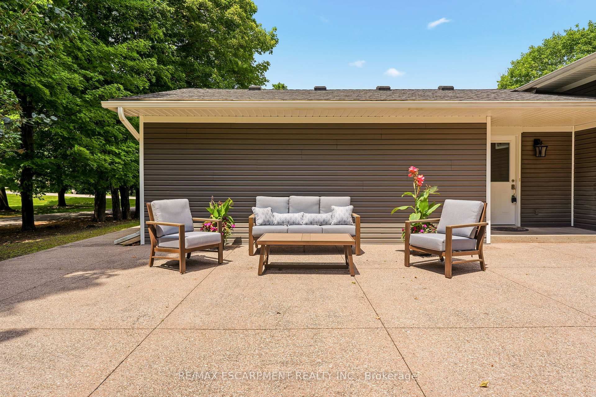 2234 Kilbride Street photo 29