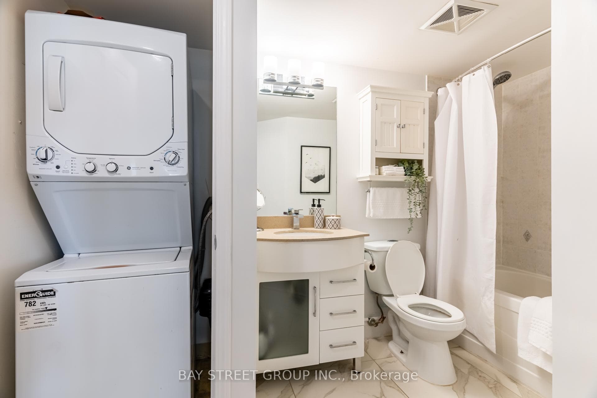 18 Spring Garden Avenue Unit 1201 photo 16
