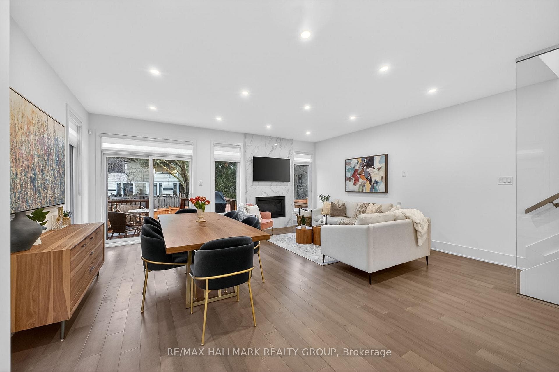 261 Avondale Avenue photo 9