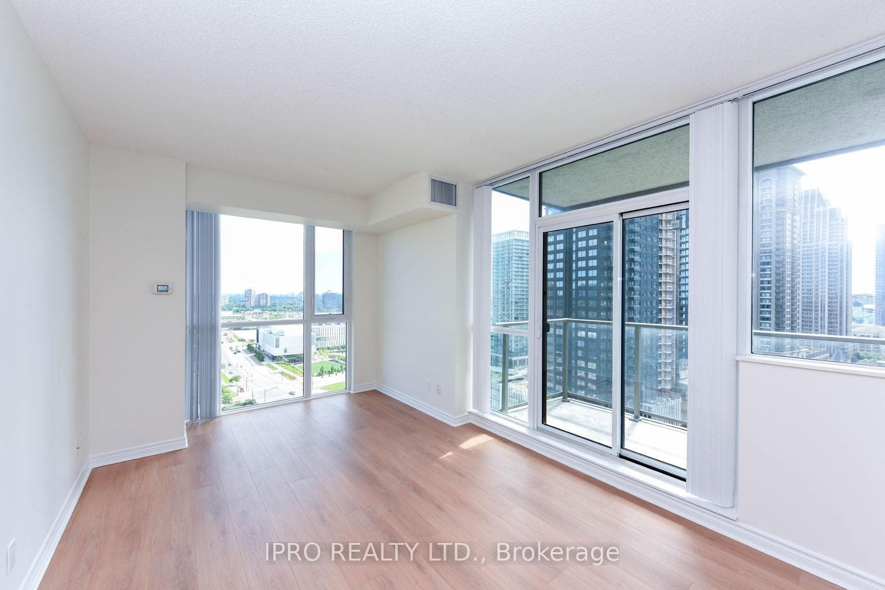 339 Rathburn Road Unit 2105 photo 21
