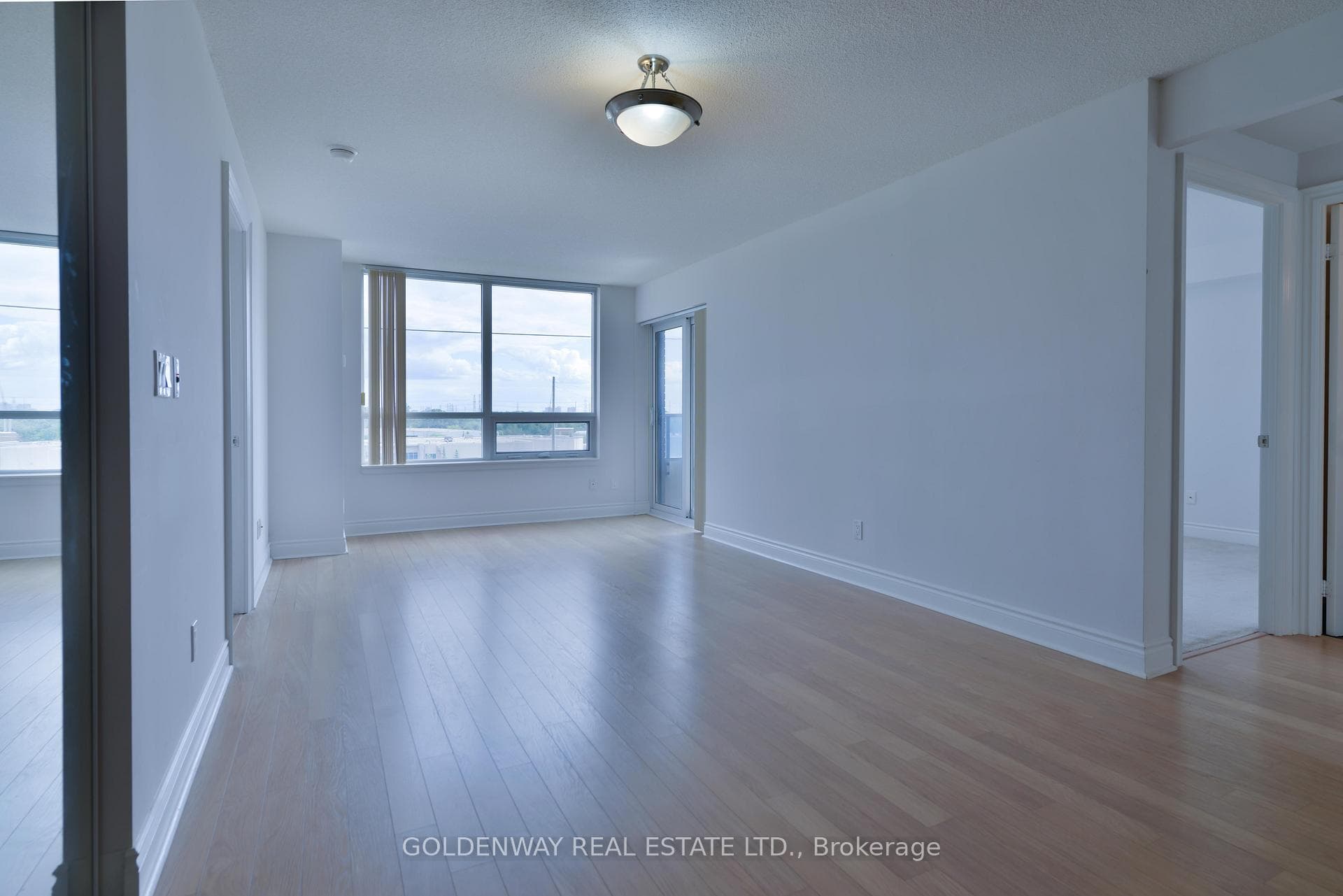 23 Cox Boulevard Unit 572 photo 10