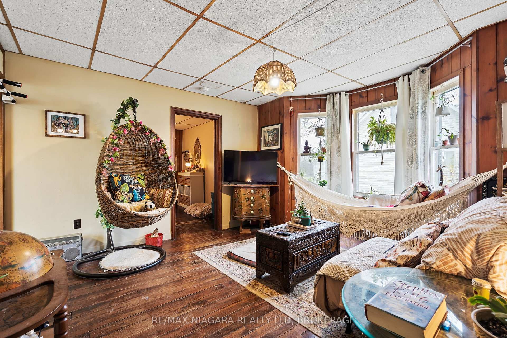 249 Mellanby Avenue photo 14