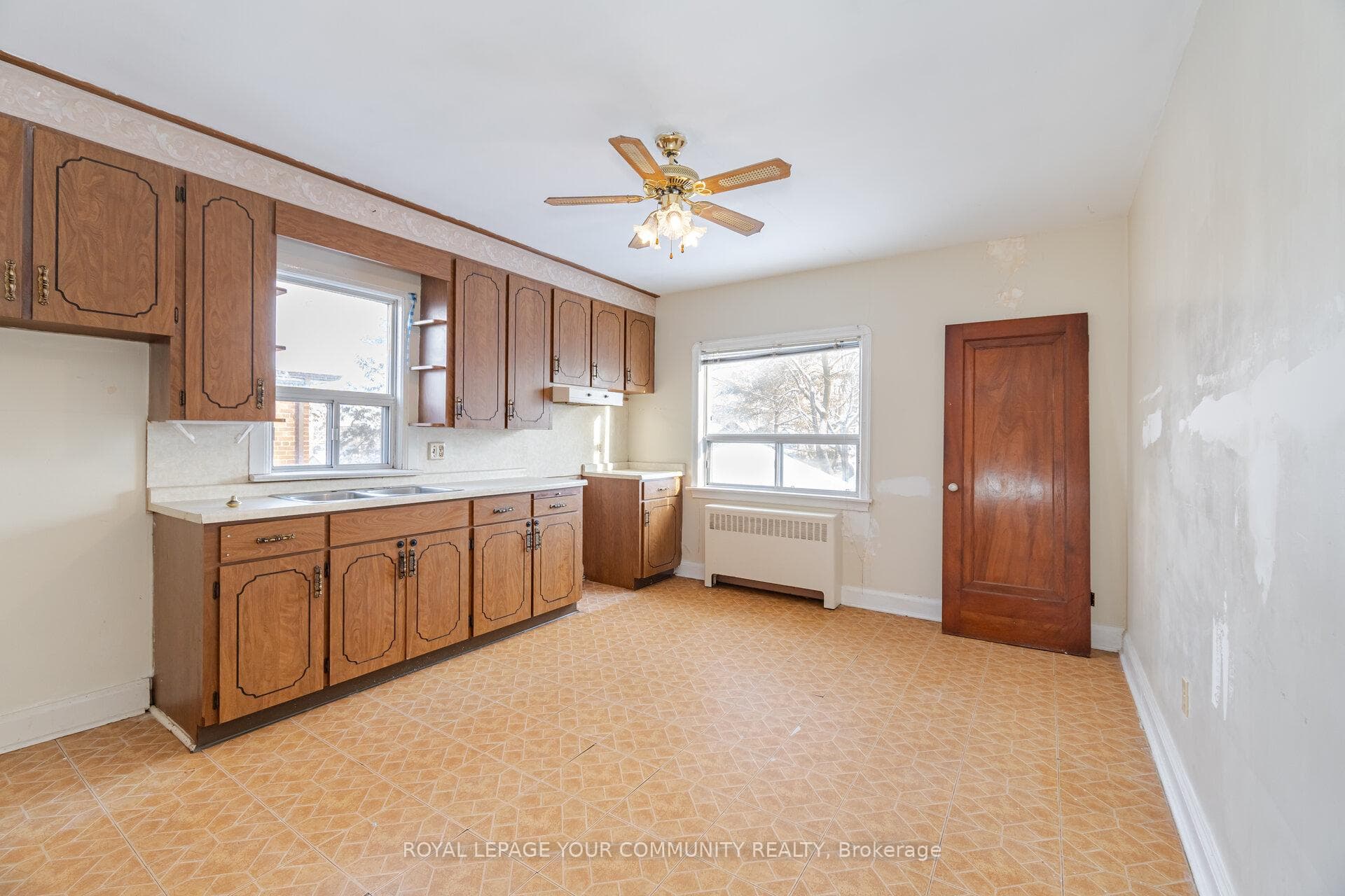 2nd Floor kitchen / Bedroom