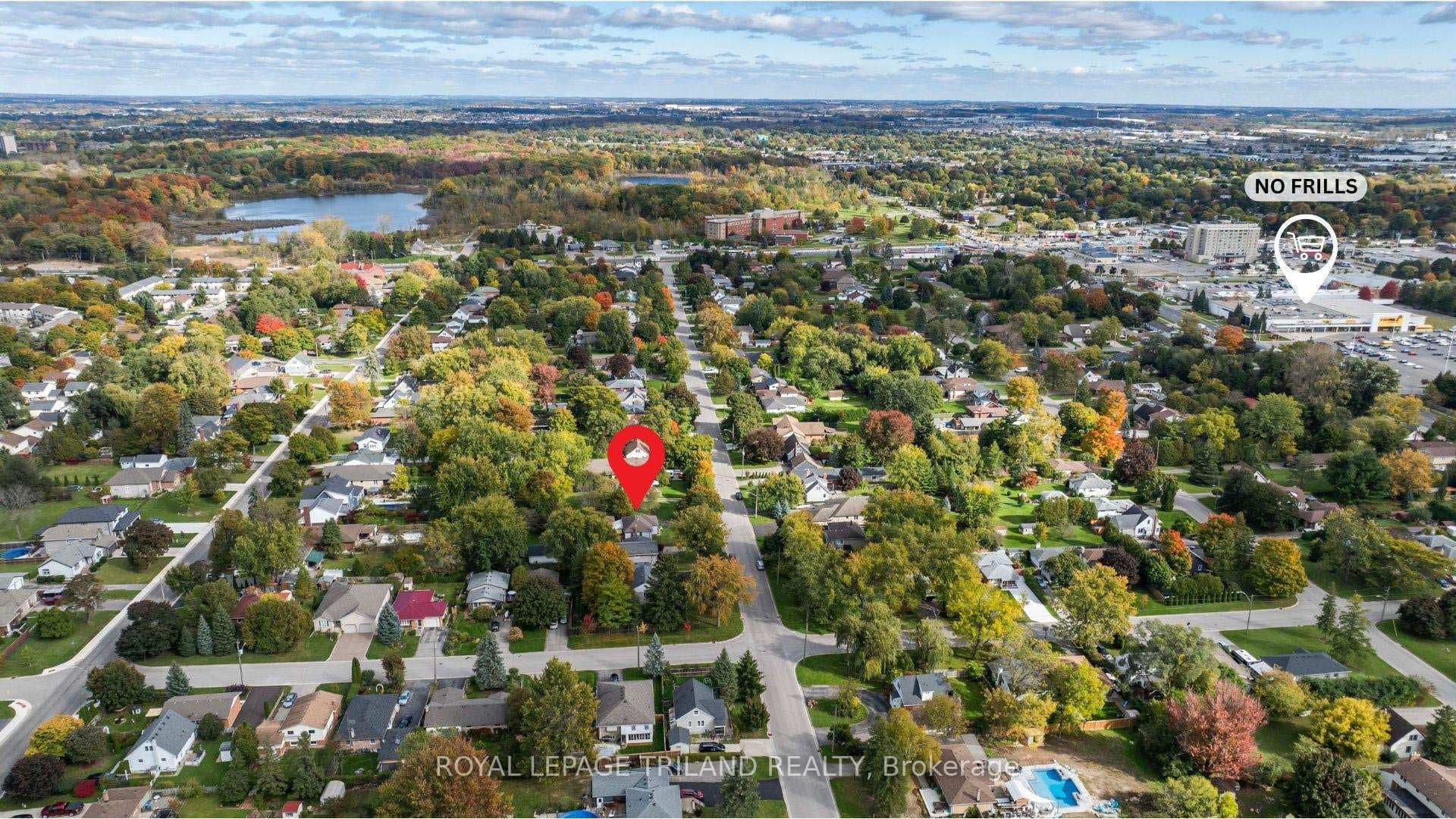 578 Creston Avenue photo 35