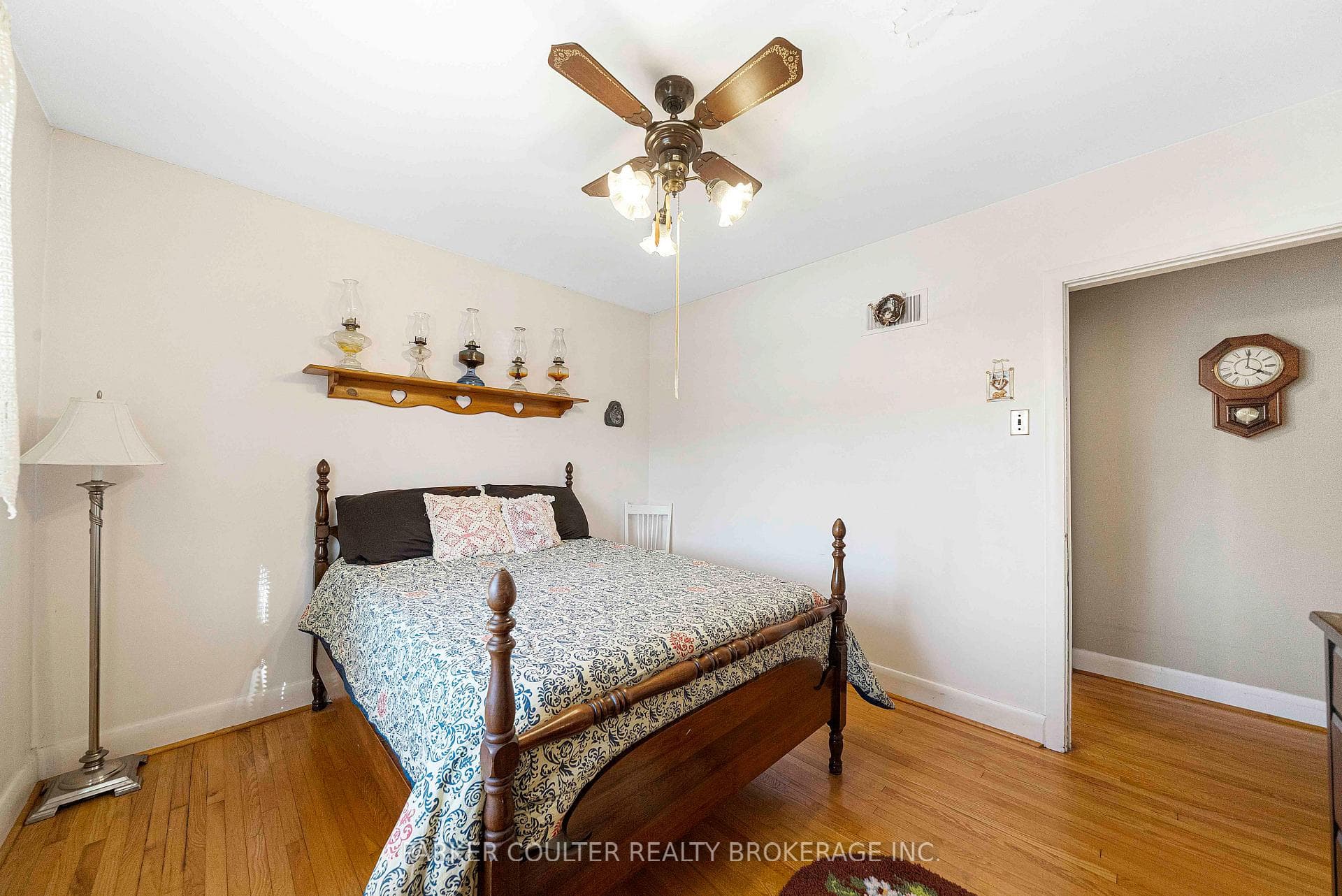 251 Codrington Street photo 20