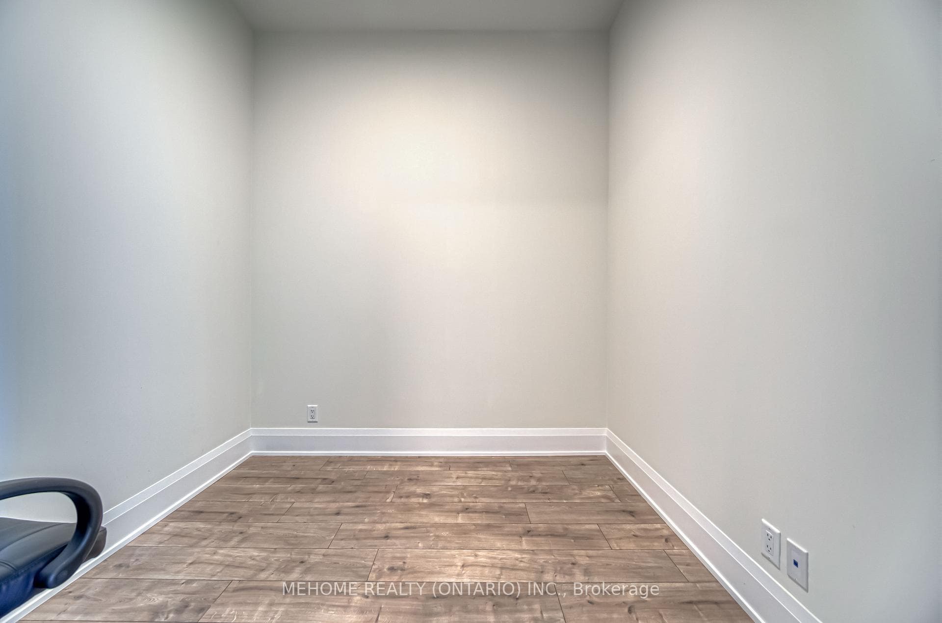 8 Water Walk Drive Unit 102 photo 17
