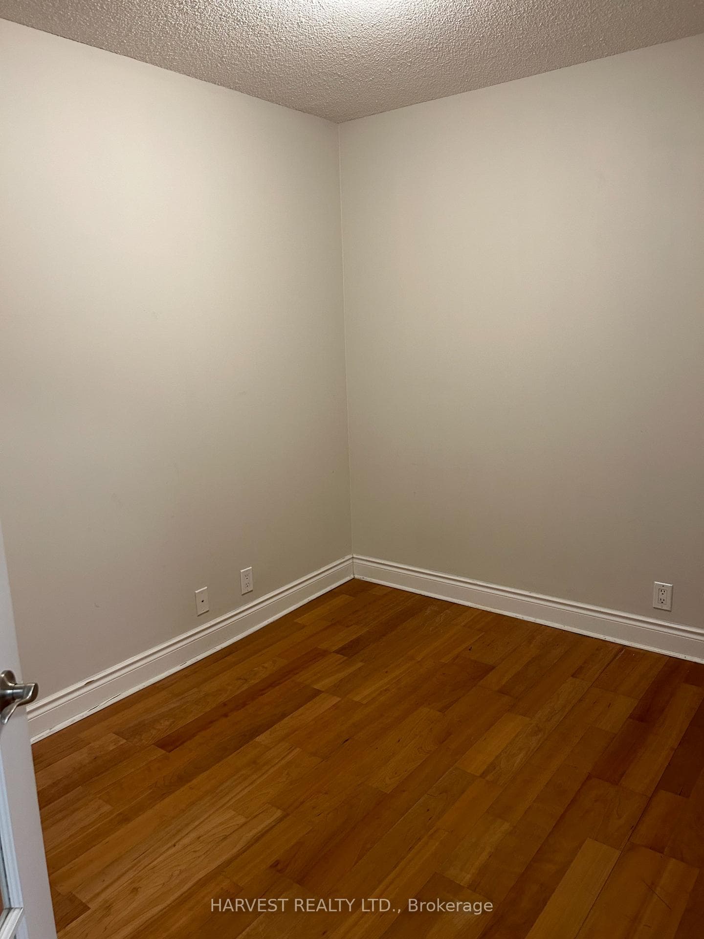 80 Harrison Garden Boulevard Unit 1015 photo 12
