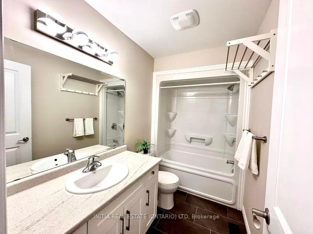 1010 Fanshawe Park Road Unit 31 photo 22