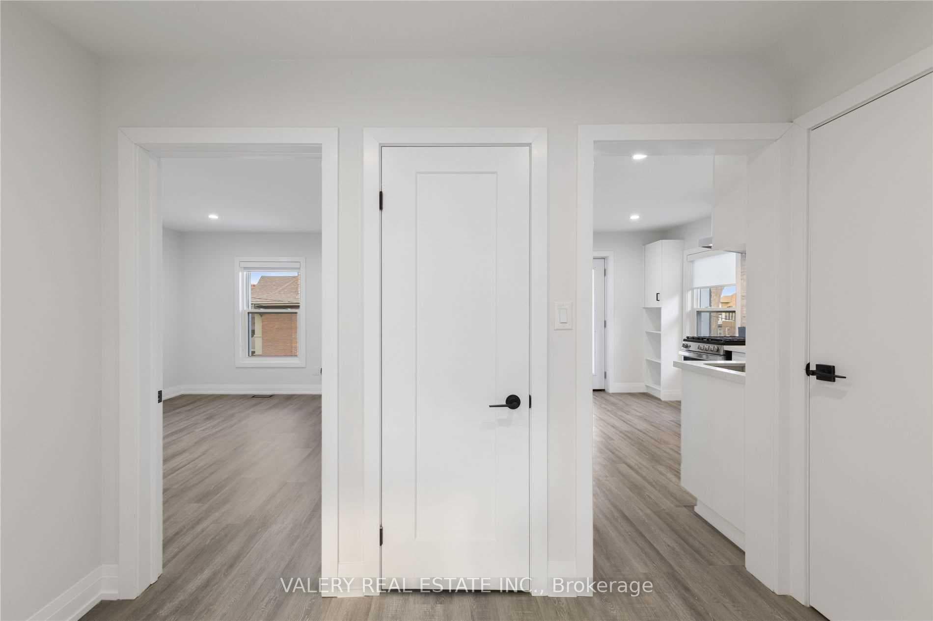5 Maplewood Avenue Unit 2 photo 14