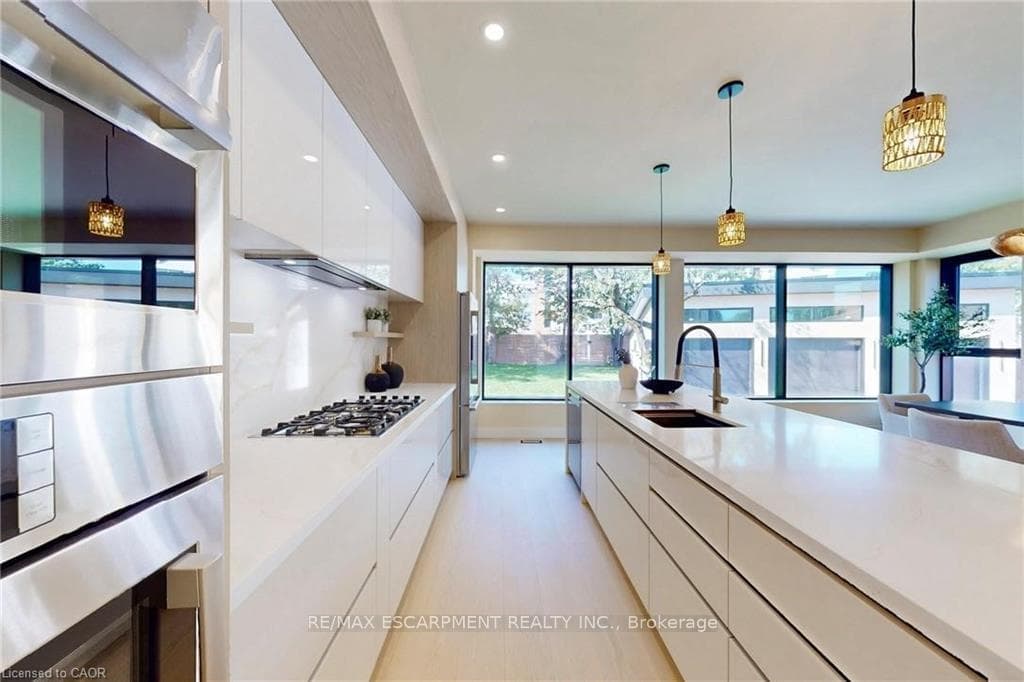 28 Dunsmore Gardens photo 12