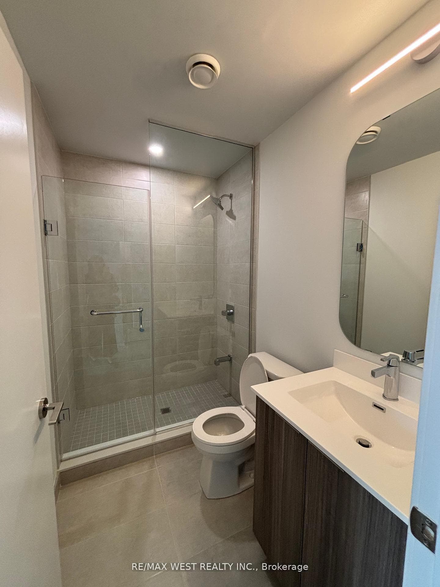 15 Richardson Street Unit 303 photo 6