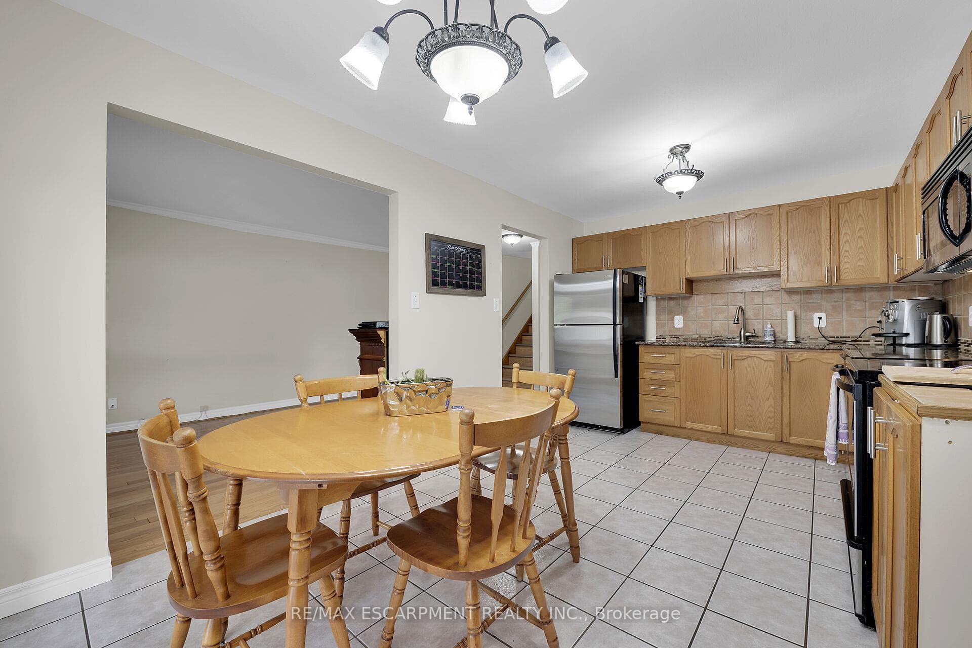 23 Argyle Avenue photo 16