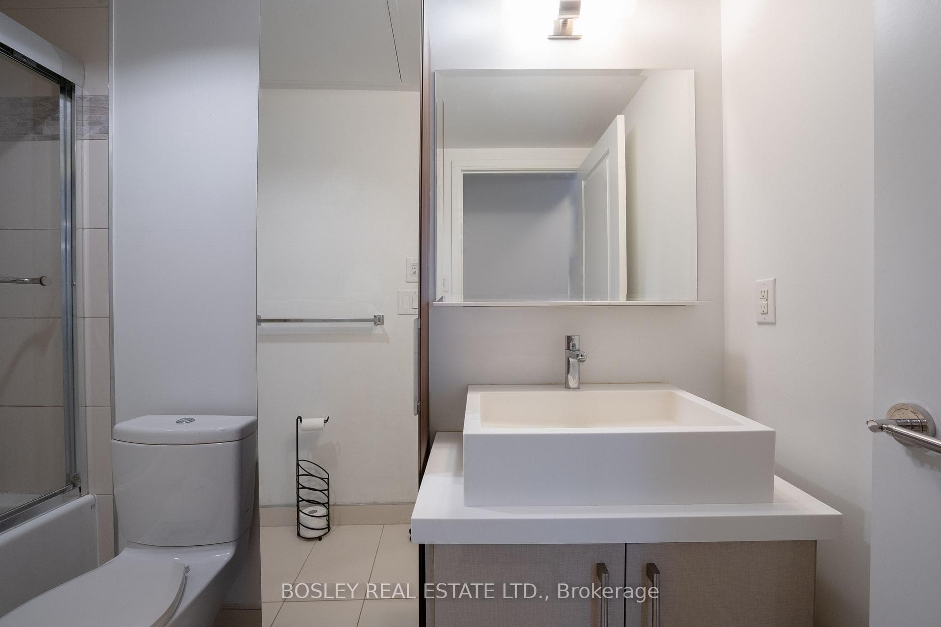 65 St Mary Street Unit 511 photo 25
