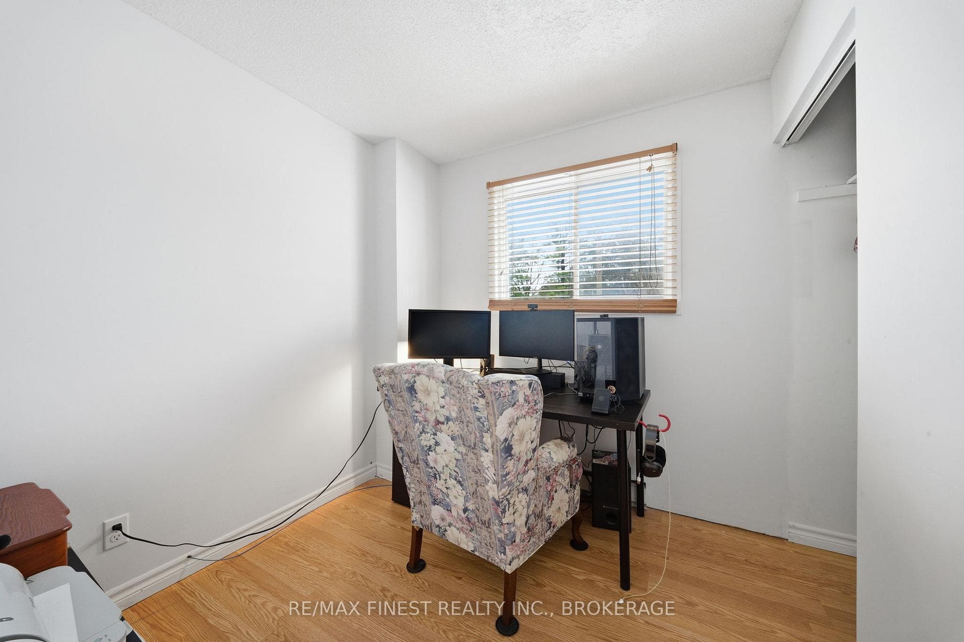 49 Robinson Street photo 14