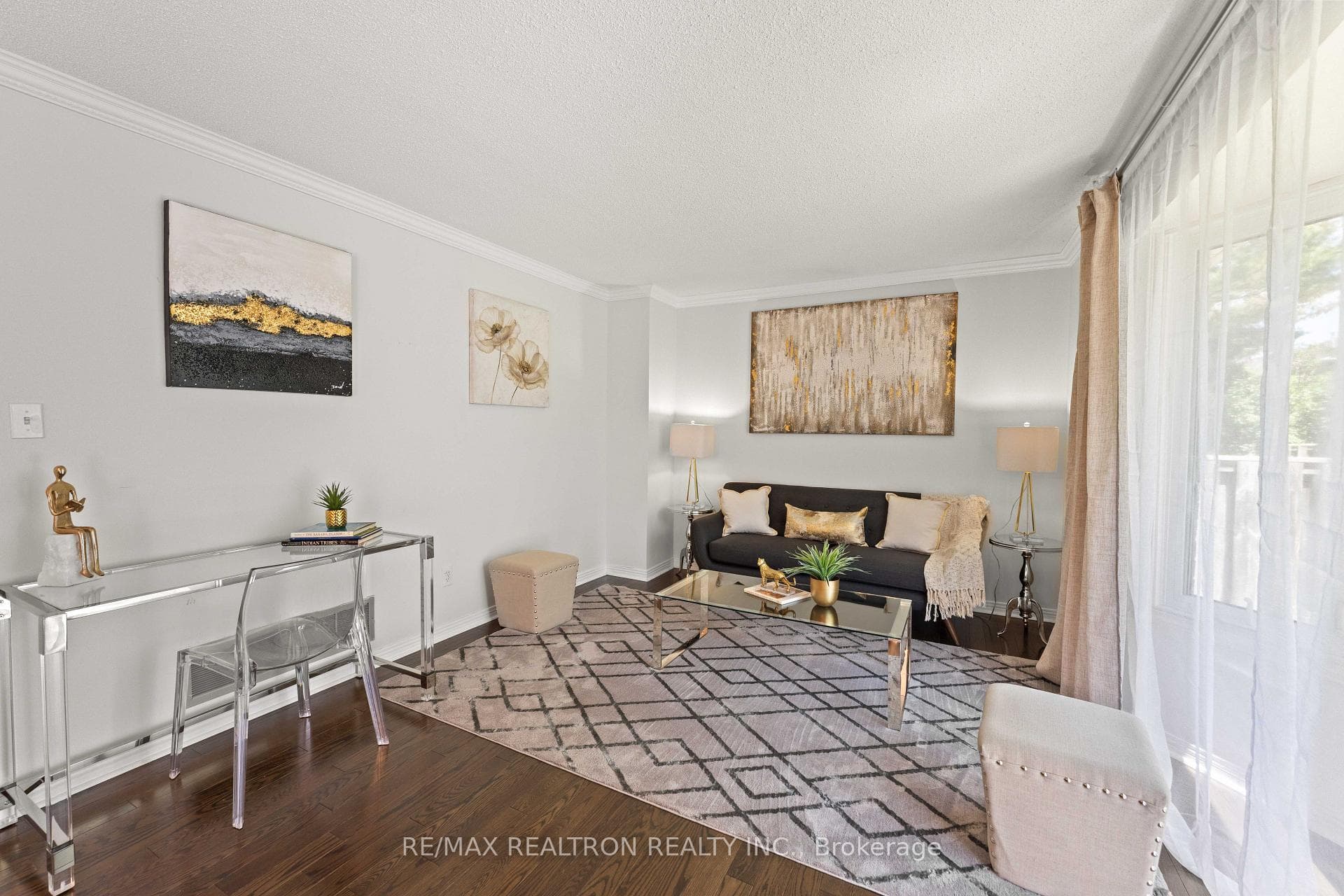 143 Spring Gate Boulevard photo 19