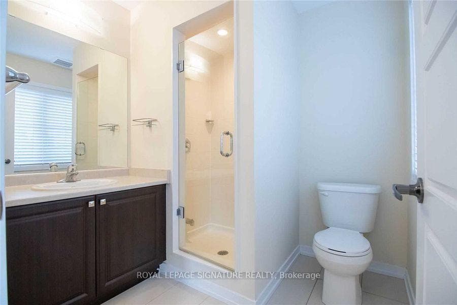 76 Scarletwood Street photo 20