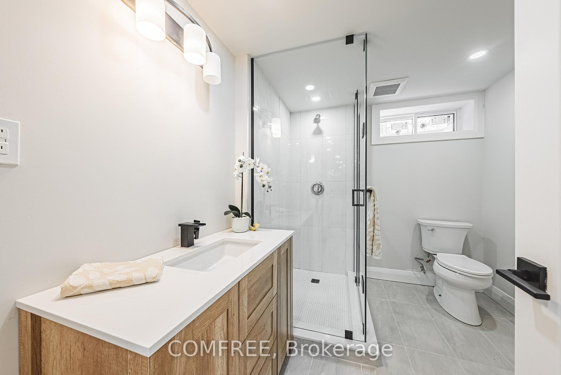 1076 Fletcher Road photo 34