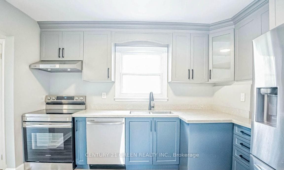 124 Mcmurchy Avenue Unit MAIN photo 6