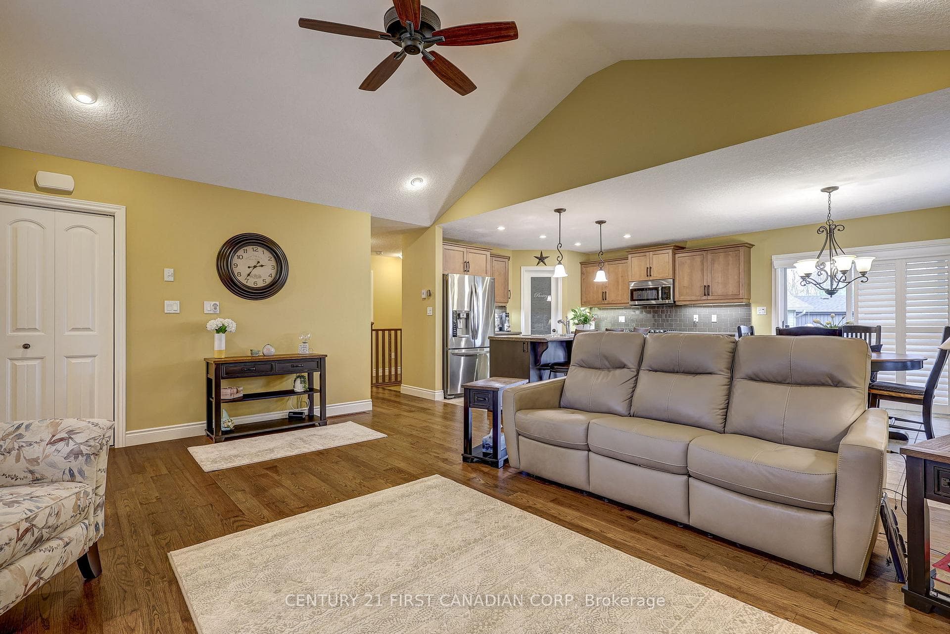 76 Westlake Drive photo 18