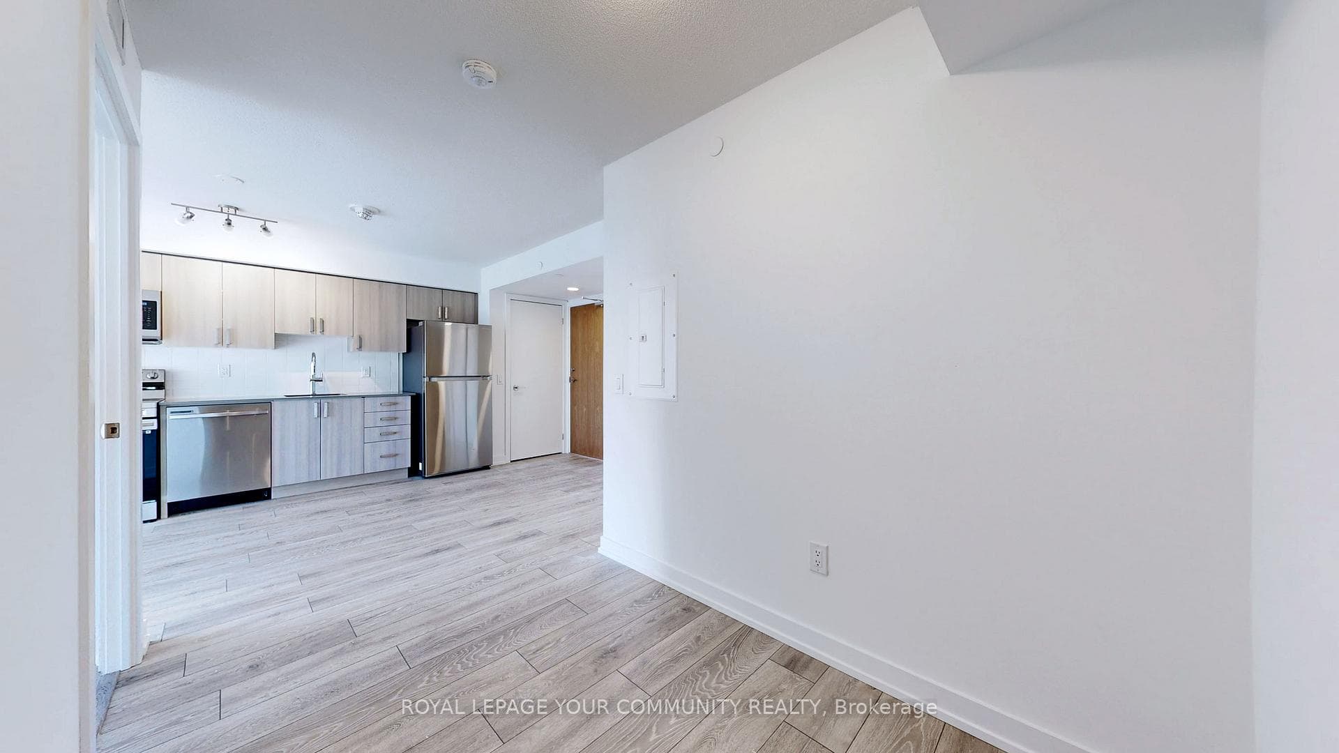 1455 Celebration Drive Unit 1501 photo 14