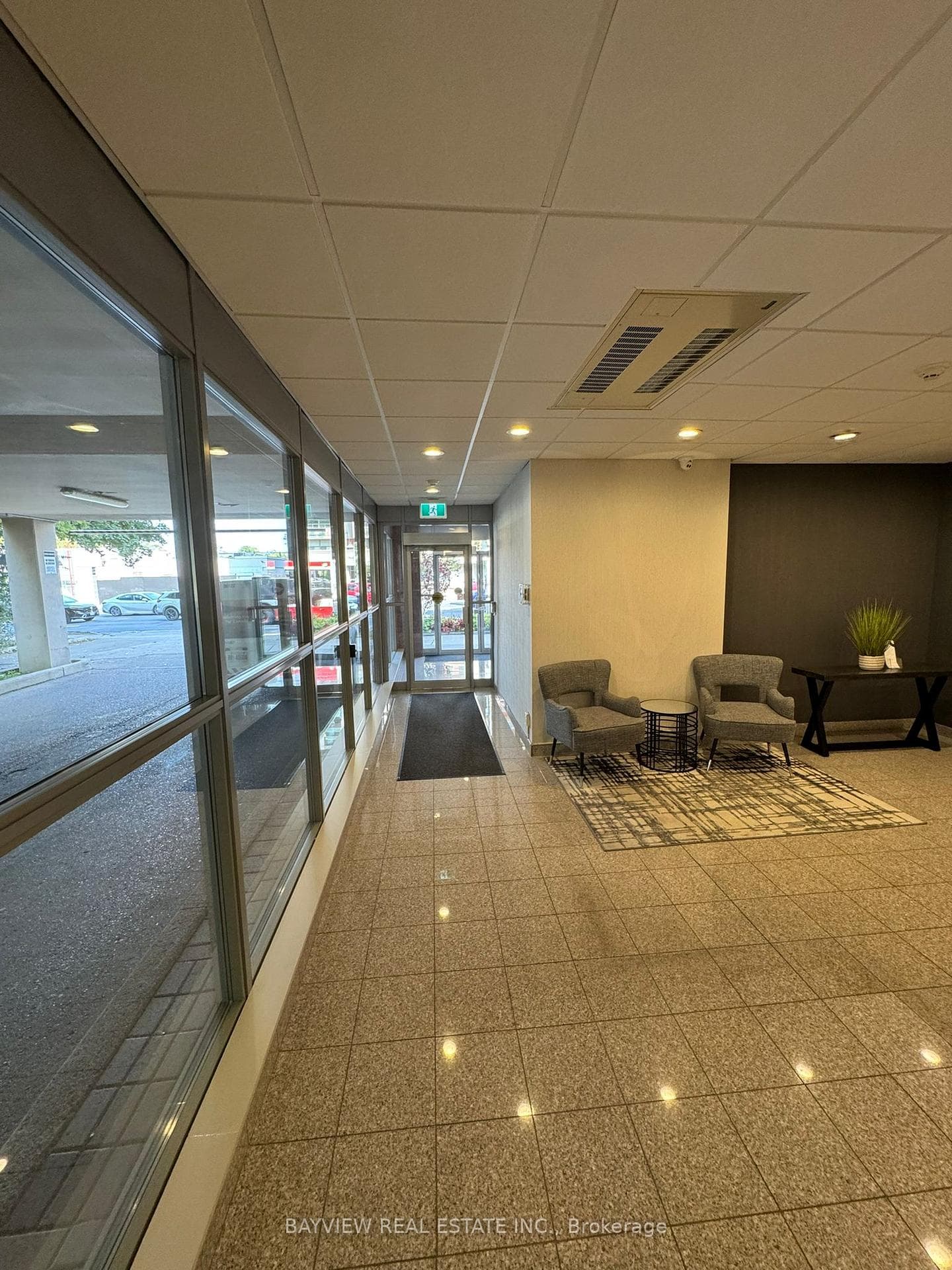 5940 Yonge Street Unit Ph05 photo 2