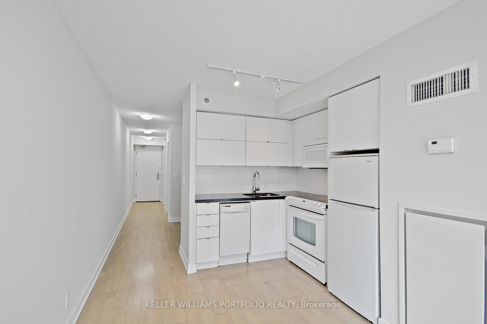 21 Nelson Street Unit 605 photo 16