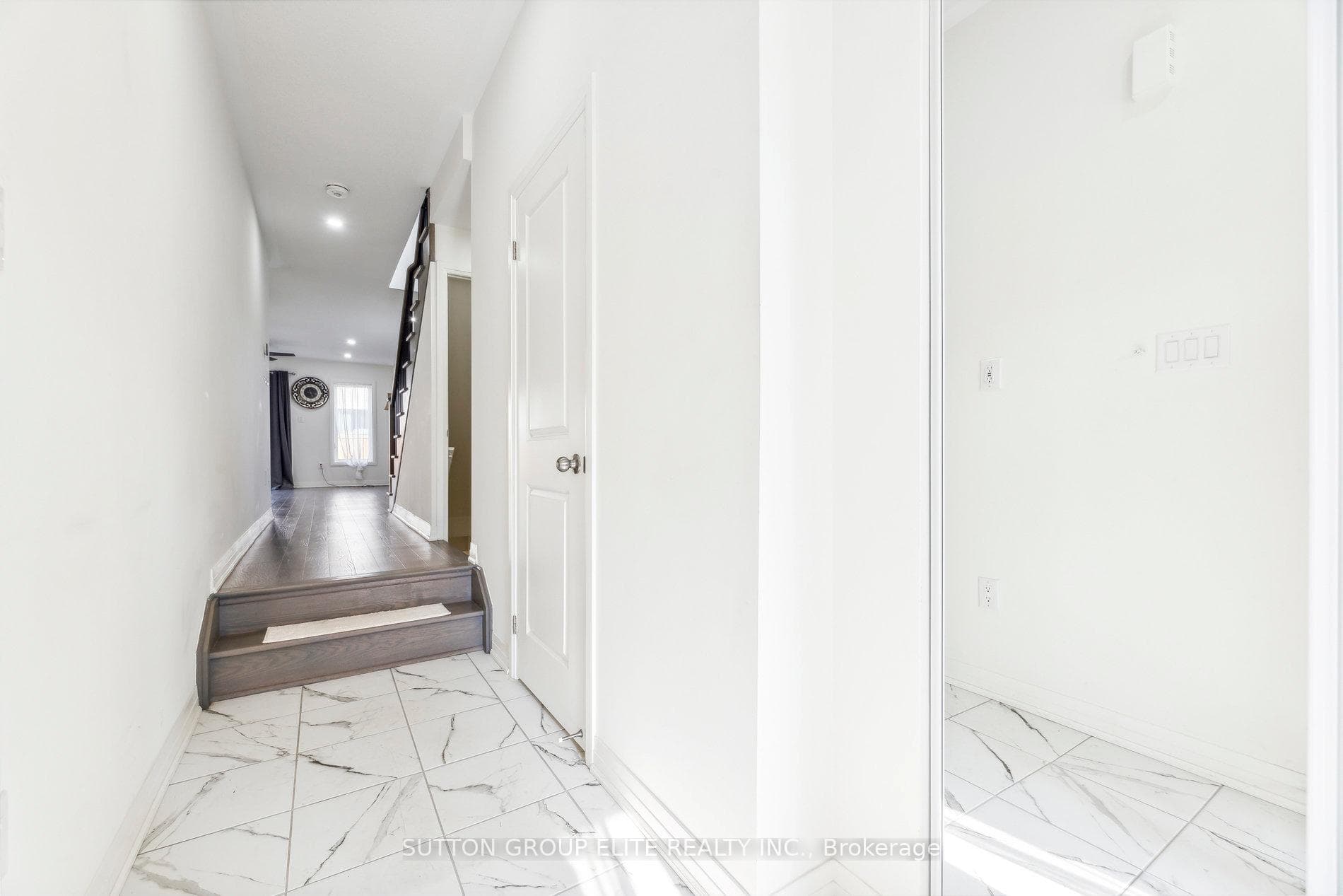 31 Caspian Square Unit 65 photo 4