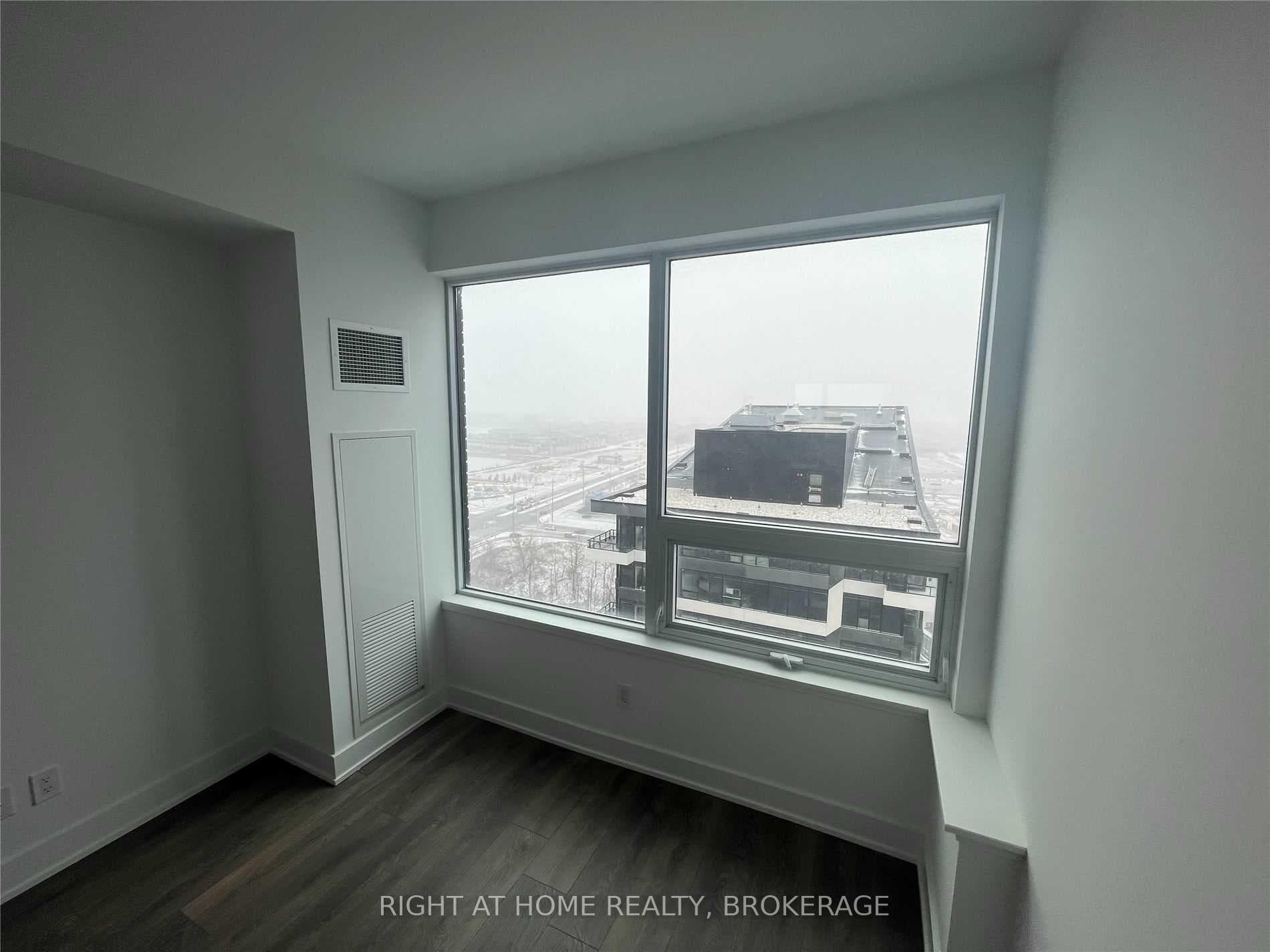 2481 Taunton Road Unit 1506 photo 6