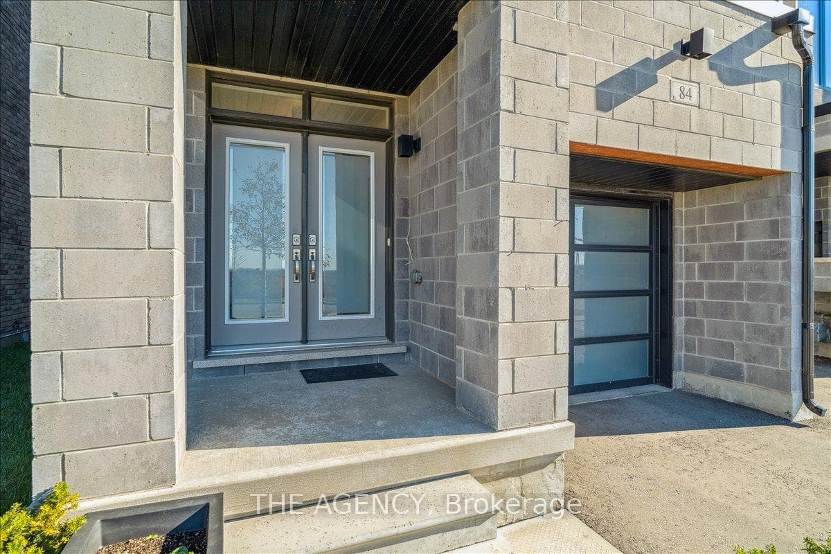 84 Salterton Circle photo 4