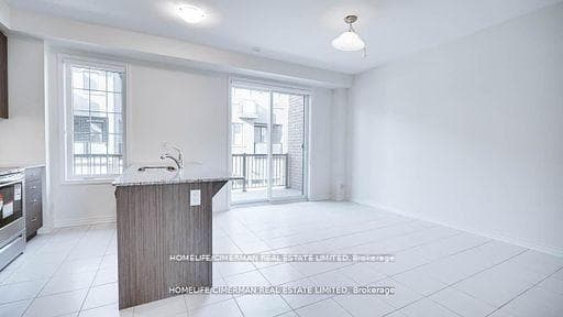 3308 Thunderbird Promenade photo 12