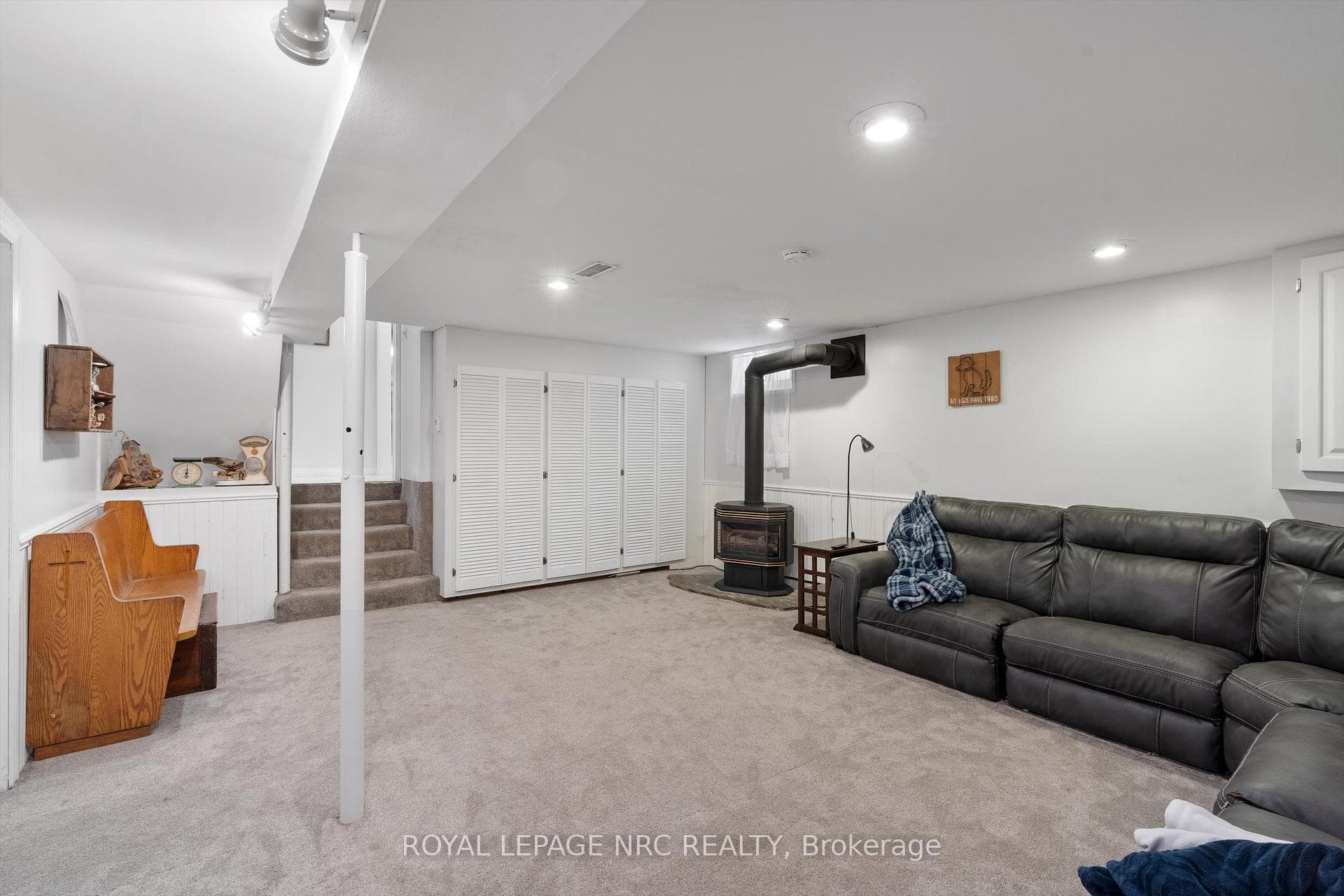 35 Dundonald Street photo 29