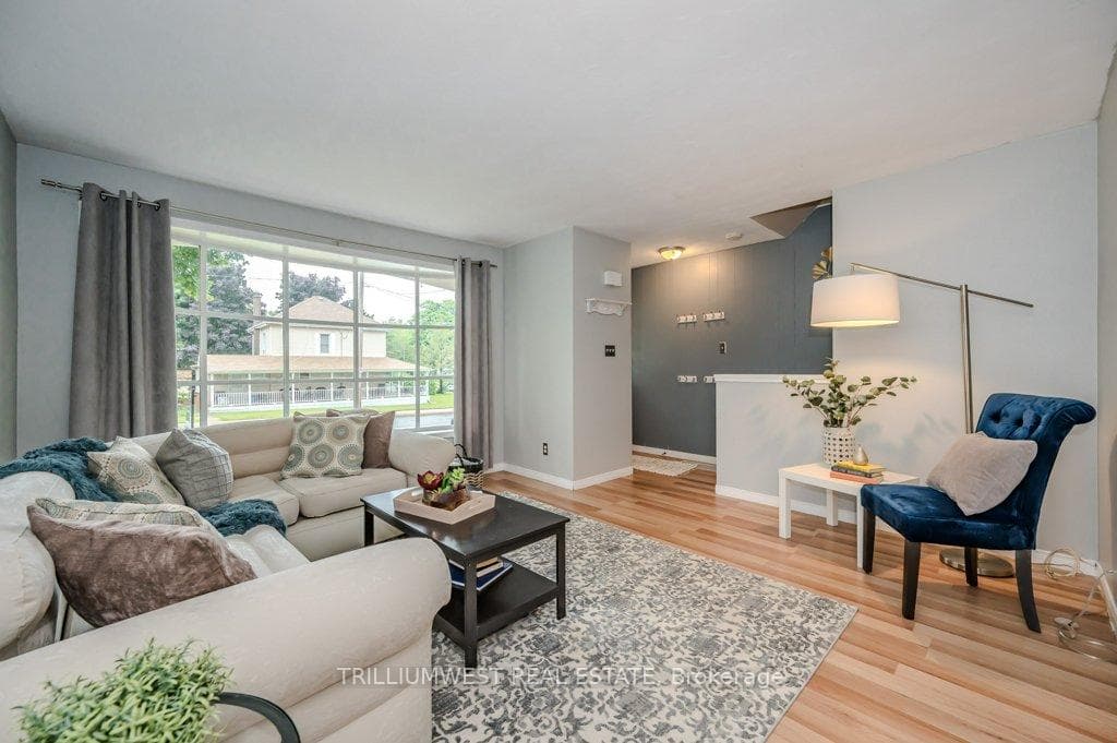 46 Clarence Street photo 1