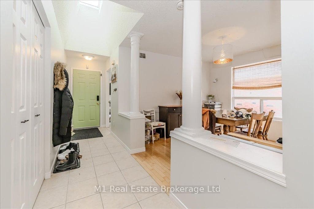 19 Gibbs Crescent photo 5