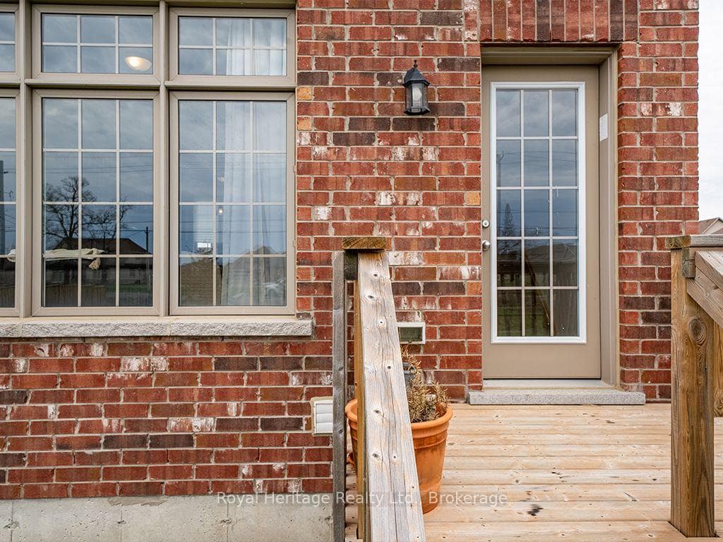 87 Summer Breeze Drive photo 29