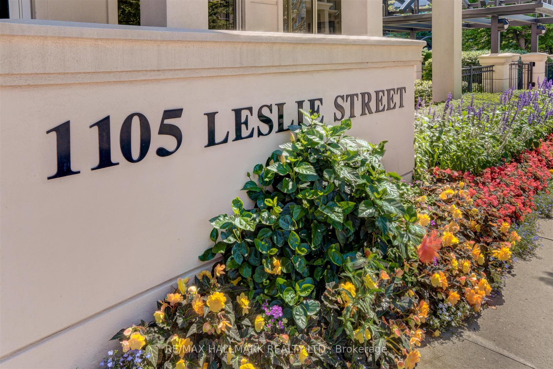 1105 Leslie Street