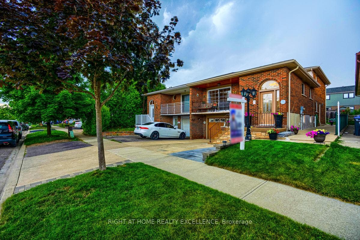 30 Prouse Drive photo 3