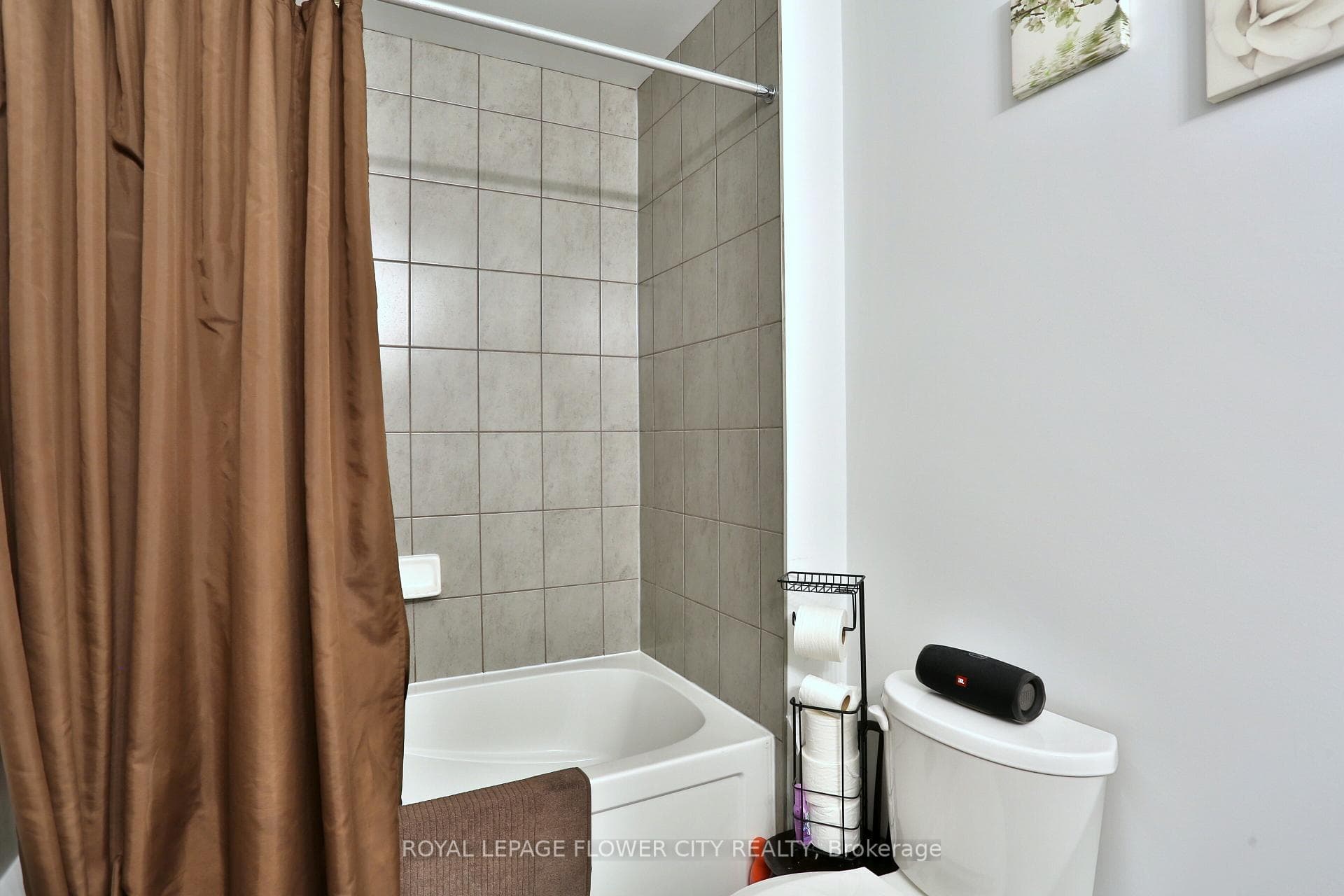 63 Saddlebrook Court photo 30