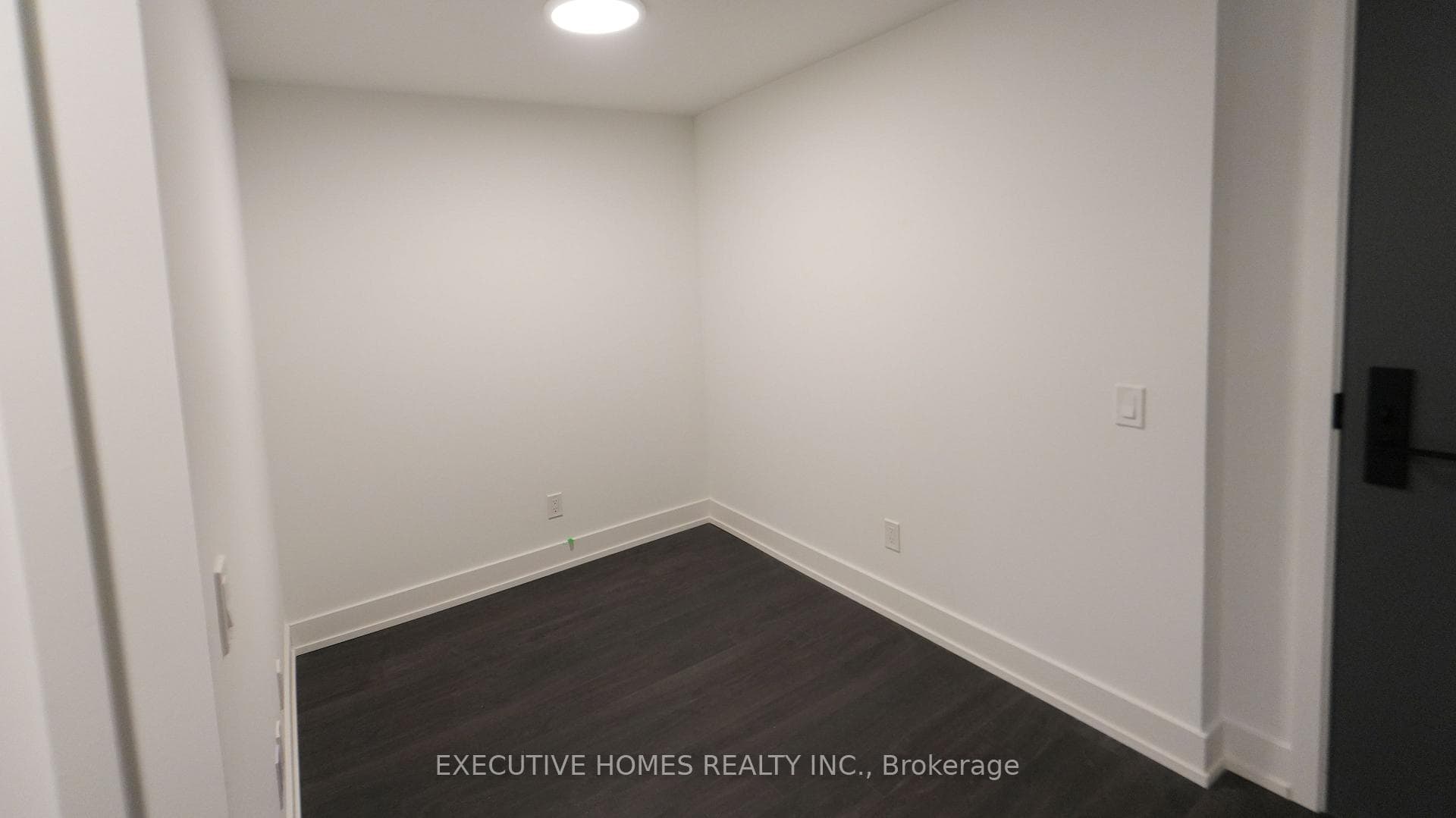 308 Jarvis Street Unit 618 photo 31