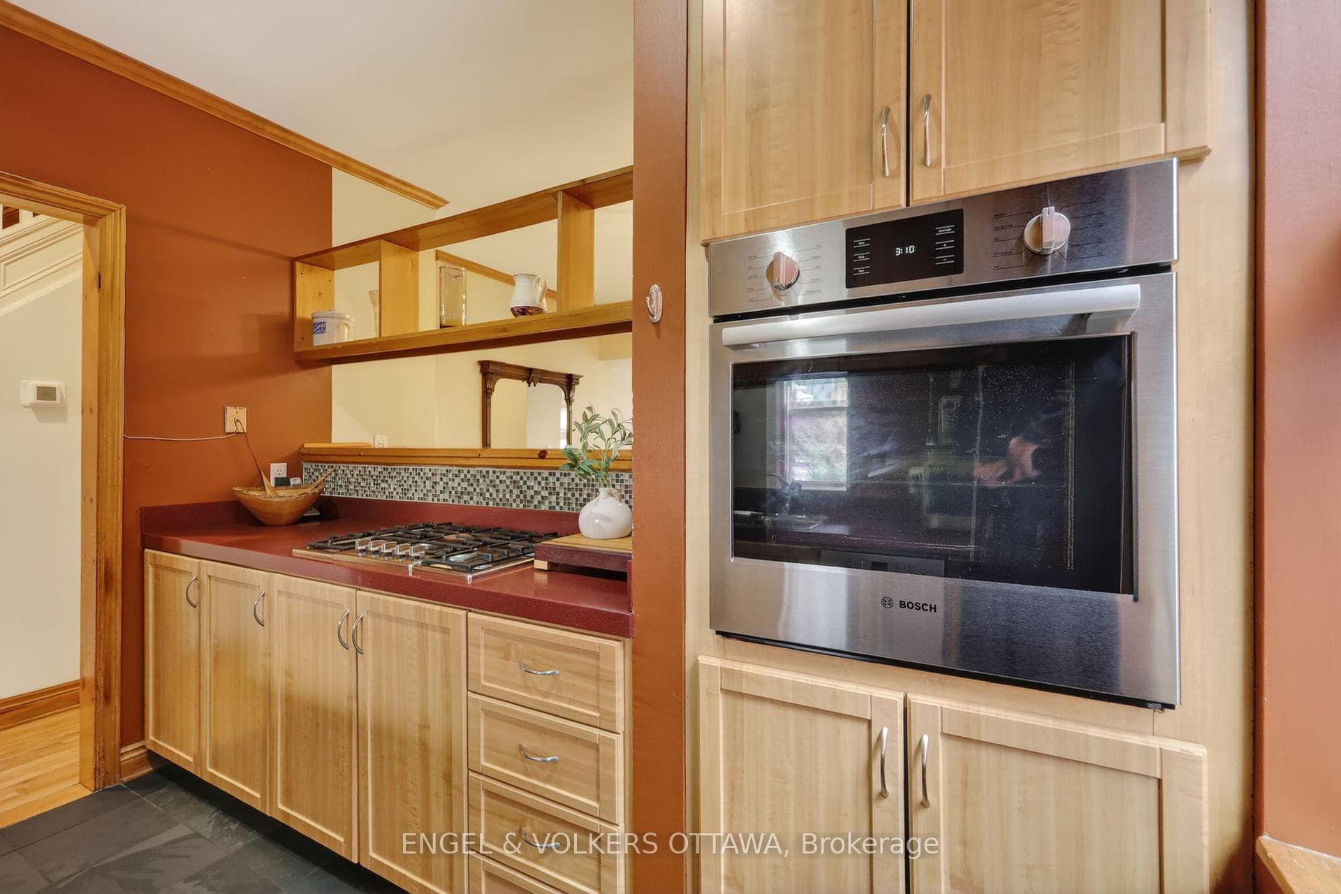 34 Ella Street photo 9