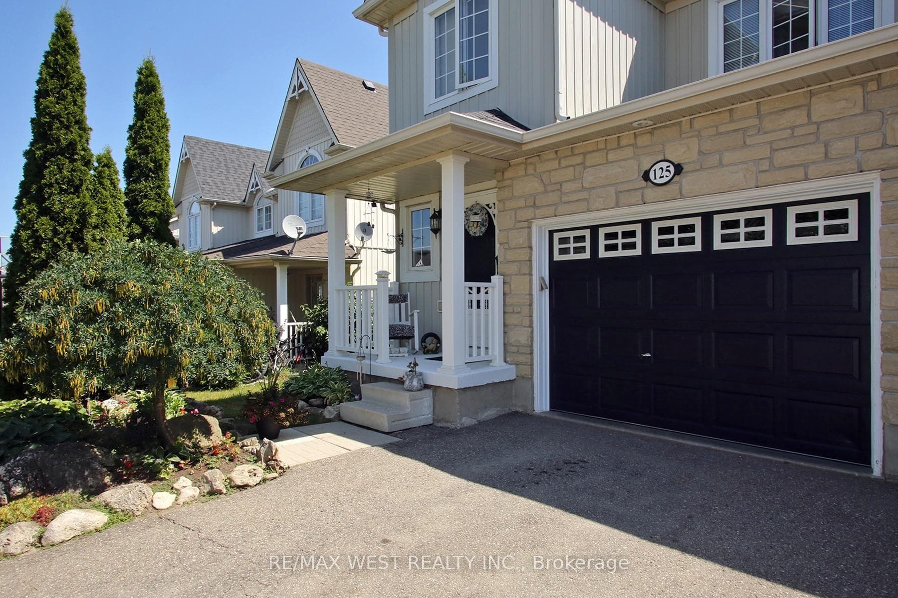 125 Marion Street photo 1