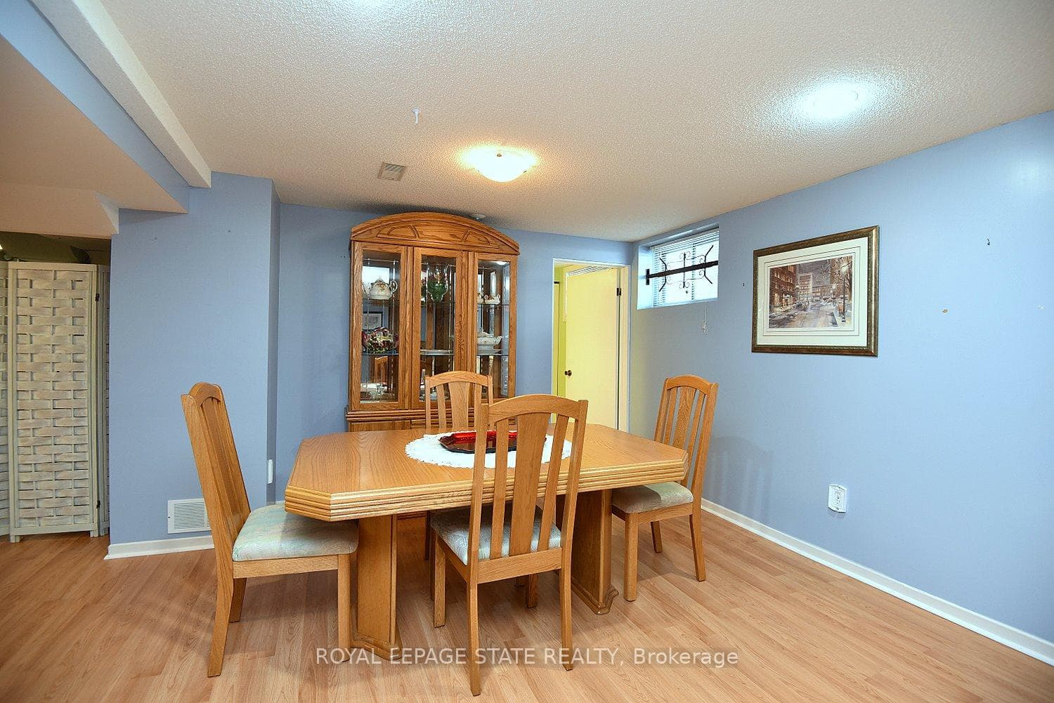 10 Alderney Avenue photo 27