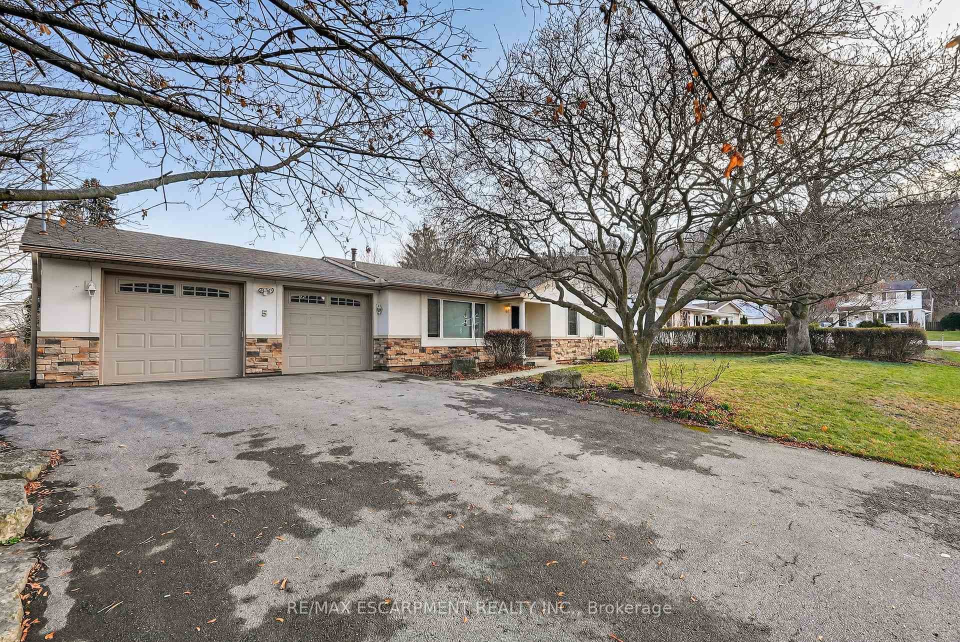 5 Brentwood Road photo 16