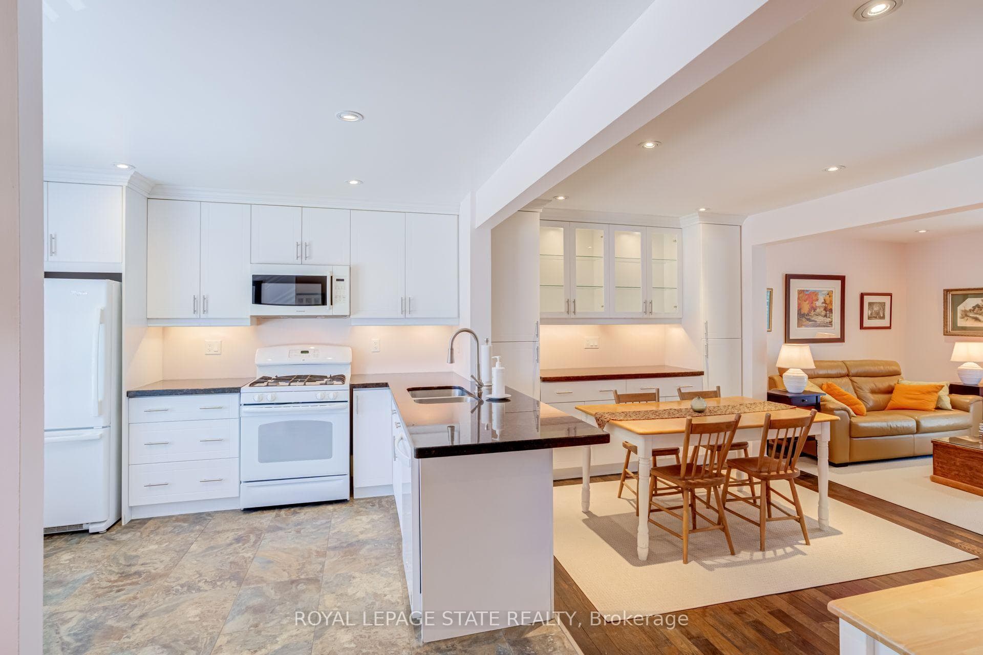 1301 Upper Gage Avenue Unit 34 photo 8