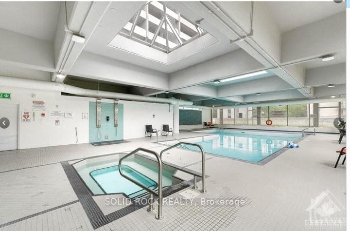 500 LAURIER Avenue Unit 1509 photo 25