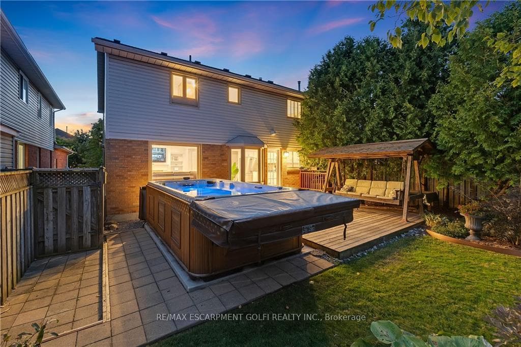 27 Pinto Drive photo 4